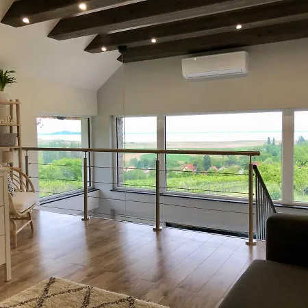 Βίλα Panorama & Vino Szigliget