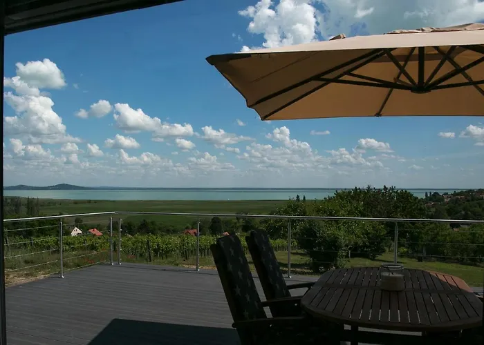 Panorama & Vino Vila